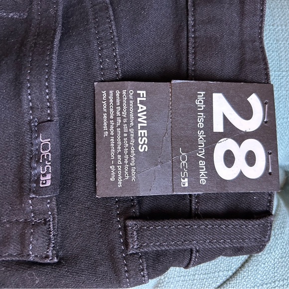 Joe’s Jeans Flawless High Rise Skinny Ankle - Picture 8 of 8